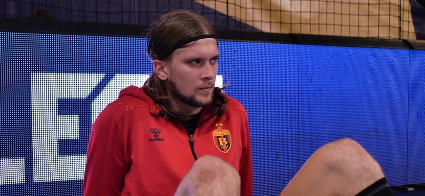 Румыния. Официально. Левый полусредний "Вардара" хорват Анте Кудуз вернулся в бухарестское "Динамо"