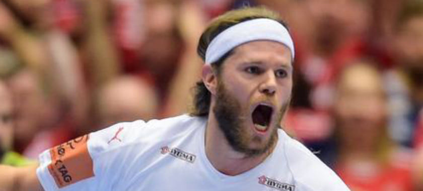 ЧЕ-2022. Сборная Дании разгромила нидерландцев и стала первым полуфиналистом турнира. Голландцы лишились шансов на 1/2 финала