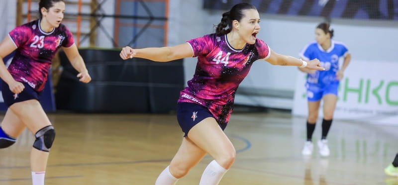 Olimpbet Суперлига. Кристина Бельчикова: "Состав в "Черноморочке" вариативный, но тревоги перед матчем не испытываем"