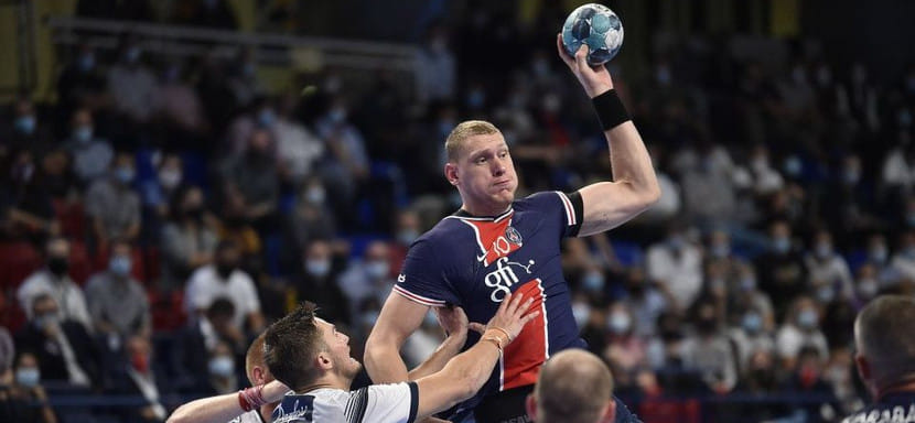 Лига чемпионов. "Фленсбург" снова почти безупречен. Он увез два очка из Парижа!