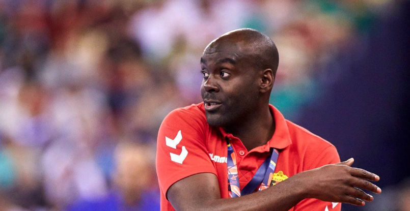 Испания. Тренеры Рауль Гонсалес и Давид Давис приняли участие в виртуальной пресс-конференции