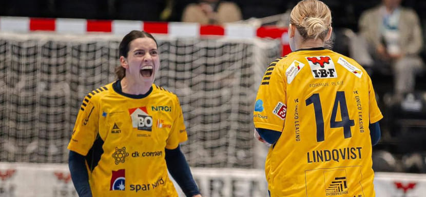 "Эсбьерг" и "Икаст" одержали гостевые победы в стартовых матчах основного раунда женского чемпионата Дании