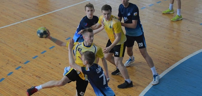 Молодежное первенство России. Дубль "Сунгуля" обыграл вторую команду СГАУ-"Саратова" в турнире за 9-15-е места