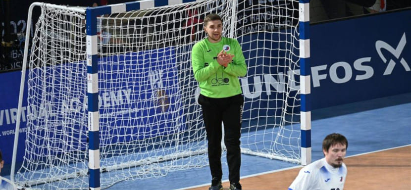 ЧМ-2021. Станислав Третынко: "Старожилы сборной хорошо помогают, направляют новичков на правильный путь. Получается доходчиво" (ВИДЕО)