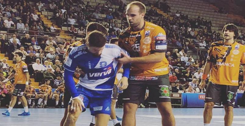 Чемпионат Испании. "Адемар" добился убедительной победы над "Кангасом"