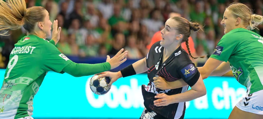 "Дьёр" нанёс "Эсбьергу" второе поражение подряд на старте группового этапа Лиги чемпионов, "Мец" победил "Боруссию"