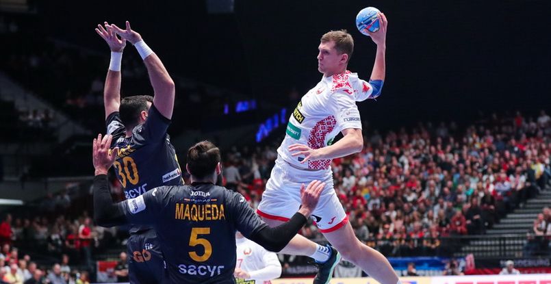 ЧЕ-2020. Полусредний сборной Беларуси Владислав Кулеш: "Наша главная проблема — не доигрываем, где-то лишний пас не отдаем"