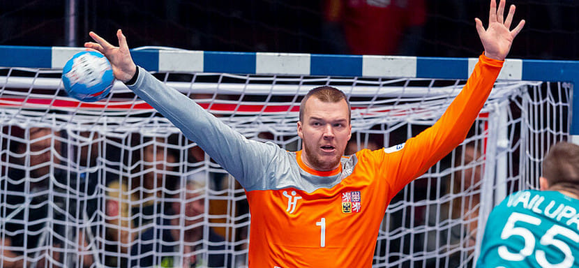 Бундеслига. Официально. "Киль" подтвердил переход из "Бергиша" вратаря сборной Чехии Томаша Мрквы по окончании нынешнего сезона