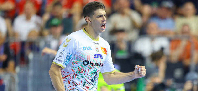 Бронзовый призёр ЧМ-2015 в составе сборной Польши Пётр Храпковски вернулся в "Магдебург" в качестве сотрудника маркетингового отдела клуба