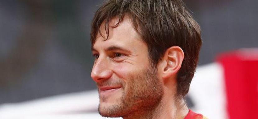 Олимпиада. Уве Генсхаймер: "Неприятно получать красную карточку. С другой стороны, не каждый может сказать, что провел 200 матчей за сборную"