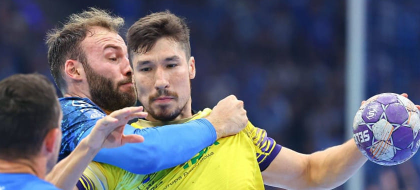 Алекс Дуйшебаев занимается по индивидуальной программе, у Шимона Сичко и ещё двух игроков тоже повреждения