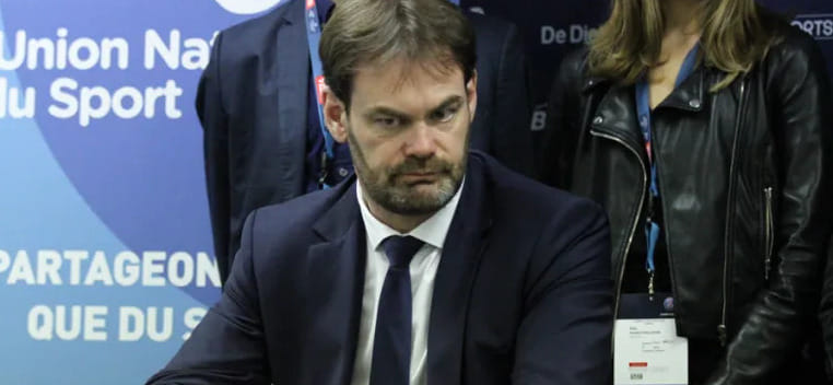 Франция. Двукратный чемпион мира Брюно Мартини спустя год после приговора суда лишён Ордена почётного легиона