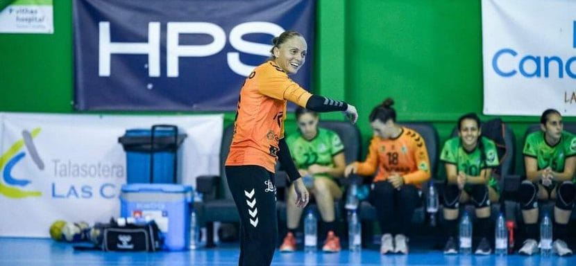 Испания. Бронзовый призёр Олимпийских игр в Лондоне 43-летняя Сильвия Наварро ещё на год продлила контракт с "Рокасой"