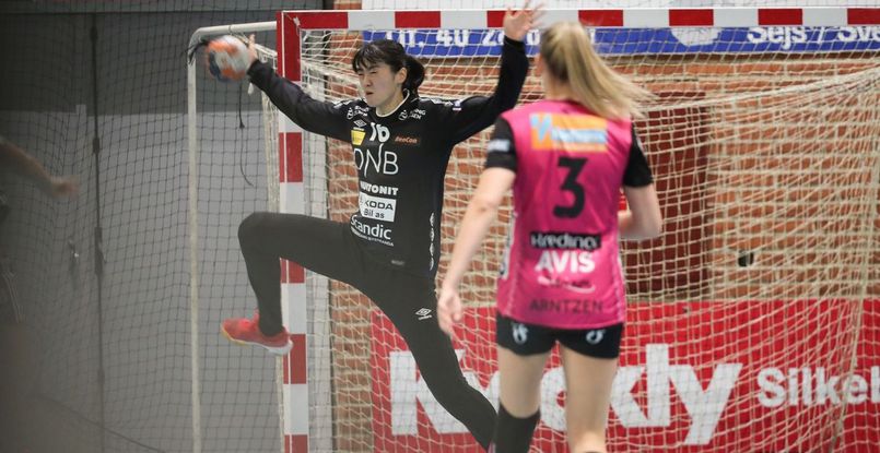 Вратарь сборной Китая Ян Юру будет играть за норвежский "Кристиансанд"