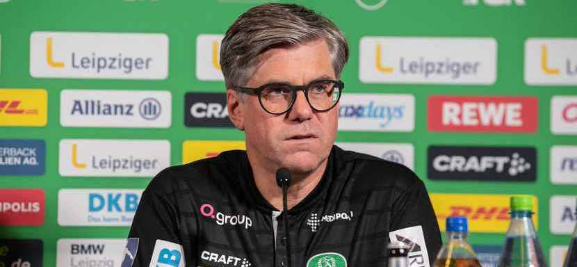 Бундеслига. "Лейпциг" продлил контракт с главным тренером из Исландии Рунаром Сигтрюгссоном