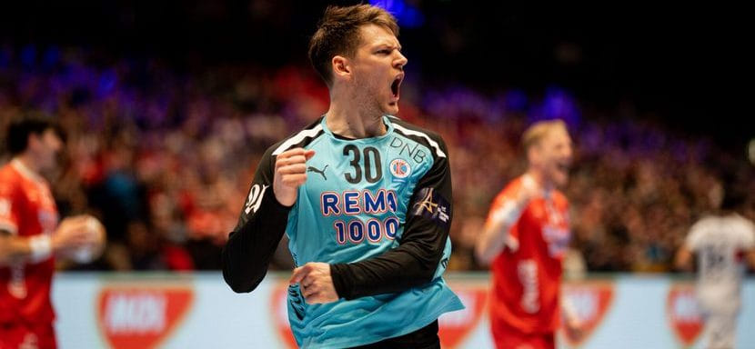 Норвегия. Голкипер национальной сборной Торбьёрн Бергеруд пролонгировал контракт с "Кольстадом"