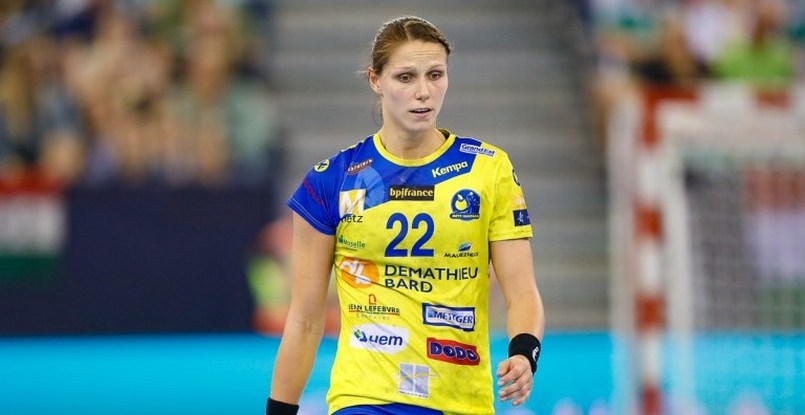 Левая полусредняя Ксения Смитс готовится сыграть за "Мец" после полугодичного перерыва