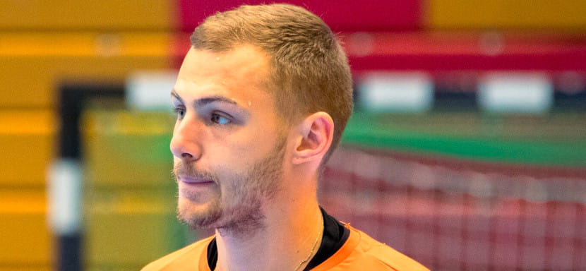 Наши в Европе. Дмитрий Холмов: "По прибытии в Финляндию вручили ключи от квартиры и… спортзала"