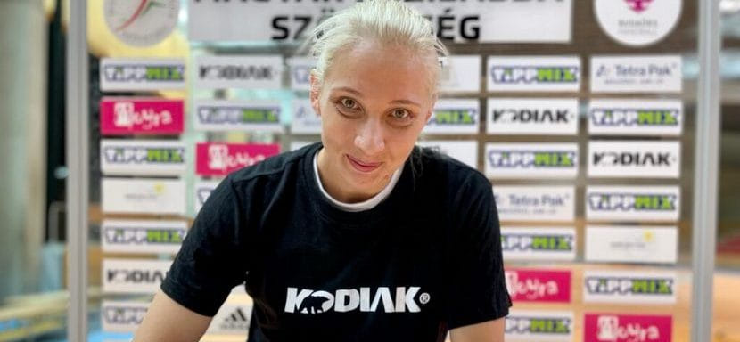 Венгрия. "Будаёрш" продлил контракт с 35-летней украинской линейной Лилией Горильской