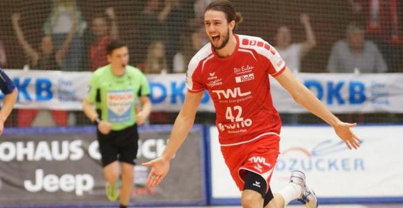 Украина. Патрик Вебер из "Битигхайма" находится на просмотре в "Моторе"