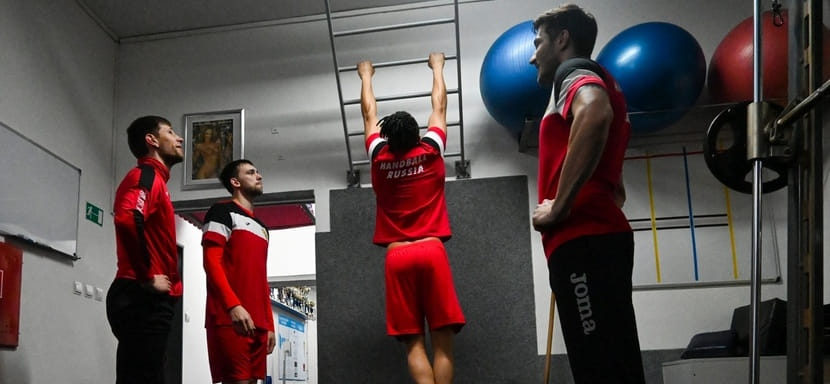 ЧМ-2022. Восемь матчей откроют игровую программу второго тура предварительного раунда. Сборная России в Кошице сразится с норвежцами