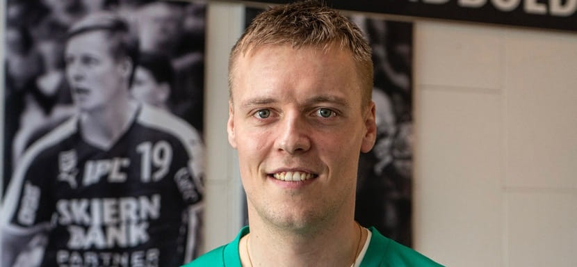 Дания. Левый крайний Бьярке Кристенсен после следующего сезона вернётся в "Скьерн"