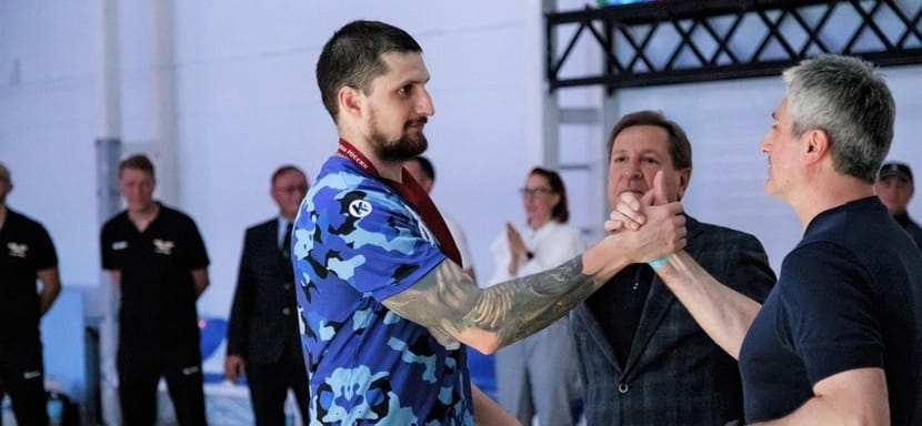 Суперлига. Иван Некрасов: "Хотел попробовать себя в Европе, но уехать не получилось. Из предложений от российских клубов выбрал Саратов"