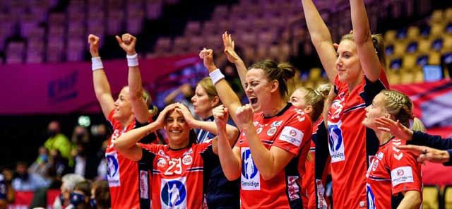 Intersport Cup. В стартовом матче товарищеского турнира сборная Норвегии разгромила команду Нидерландов с разницей в 15 мячей