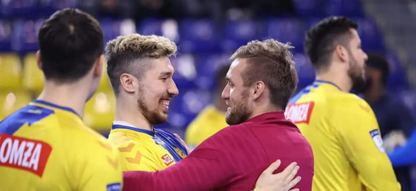 Лига чемпионов. В матче лидеров группы "В" "Кельце" в гостях обыграл "Барселону". "ПСЖ" разгромил "Порту", пропустив в первом тайме 4 мяча