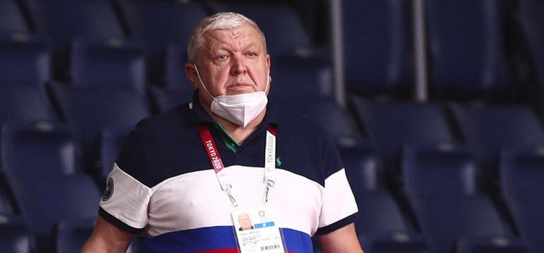 Олимпиада. Евгений Трефилов: "Да, мы с Алексеевым не лучшие в мире друзья. До десен не целуемся. Но как тренера я его очень уважаю"