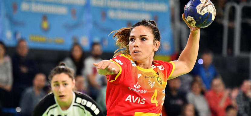 Швеция. Испанка Кармен Мартин со следующего сезона будет защищать цвета "Севехофа". К клубу может присоединиться и Изабель Гульден