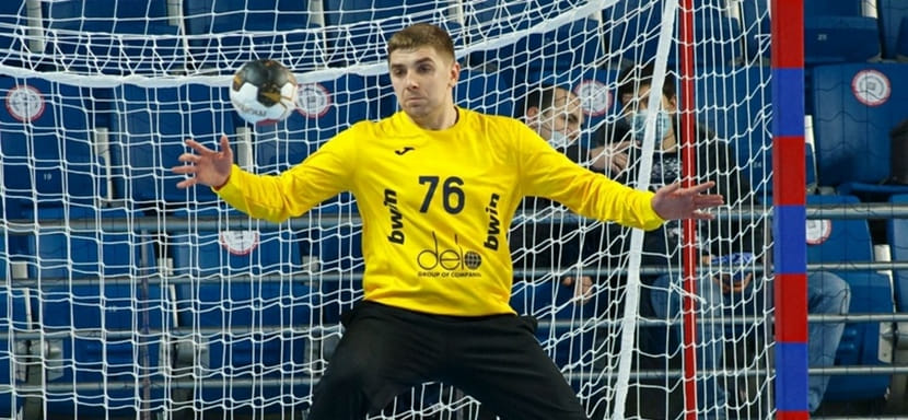 ЧМ-2021. Российский голкипер Станислав Третынко сохраняет вторую позицию в списке вратарей за тур до завершения предварительного раунда