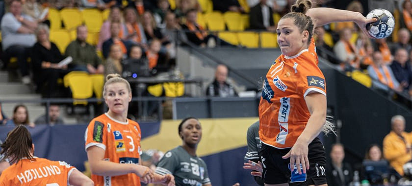 Лига чемпионов. "Крим" Дарьи Дмитриевой сыграет в Дании с "Оденсе", "Рапид" примет "Дьёр", "Сторхамар" встретится с "Будучностью"