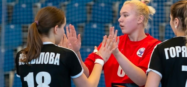 Вратарь девичьей сборной России Елизавета Старкова: "Приятно, что вызвали в сборную, но планирую попасть и во взрослую команду"
