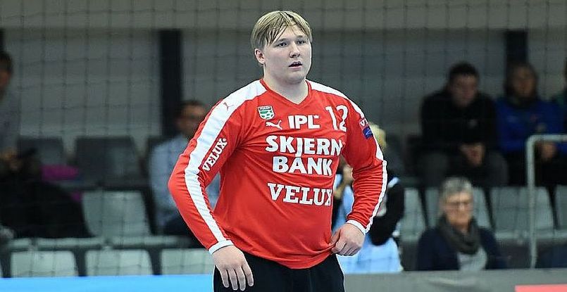 "Нант" планирует выкупить у "Скьерна" вратаря Эмиля Нильсена