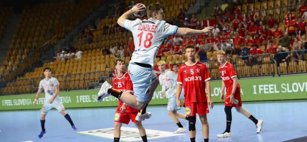 В символической сборной молодёжного ЧЕ-2024 только один испанец — Хавьер Гонсалес и два игрока из "бронзовой" команды Дании