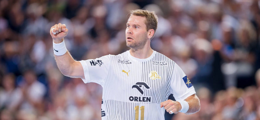 Лига чемпионов. "Кельце" Королька обыграл "Кольстад", "Пик" Калараша уступил "Килю", "Загреб" Дибирова был слабее "ПСЖ"