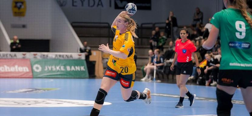 Линейная из Норвегии Ан-Сесиль Хёгсет летом покинет датский "Икаст". Она вернётся в "Сторхамар"