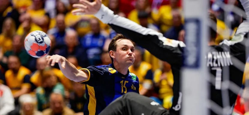 Арена в Мальмё примет три встречи: сегодня очередные матчи в основном раунде чемпионата Европы-2026 состоятся во второй группе