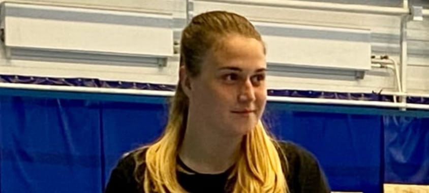 Olimpbet Суперлига. "Динамо-Синара" вышло из отпуска. С командой тренируется правая полусредняя Арина Безбабных (ФОТО)