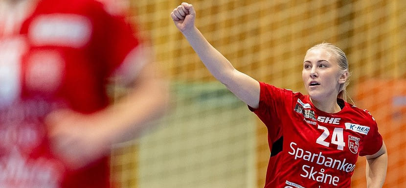 Швеция. Один из лидеров женского чемпионата "Хеэр" продлил контракт с молодой правой крайней Идой Гульберг на два года