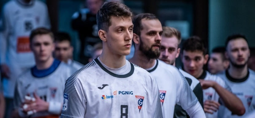 Испания. 18-летний линейный "Гурника" из Забже Якуб Сладковски продолжит карьеру в "Бидасоа"