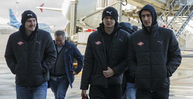 Суперлига. Гандболисты московского "Спартака" прилетели в Санкт-Петербург на игру с "Невой" (ФОТО)