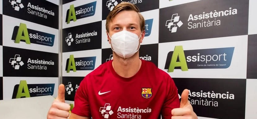 Испания. Официально. Левый полусредний сборной Швеции Юнатан Карлсбогорд стал игроком "Барселоны"