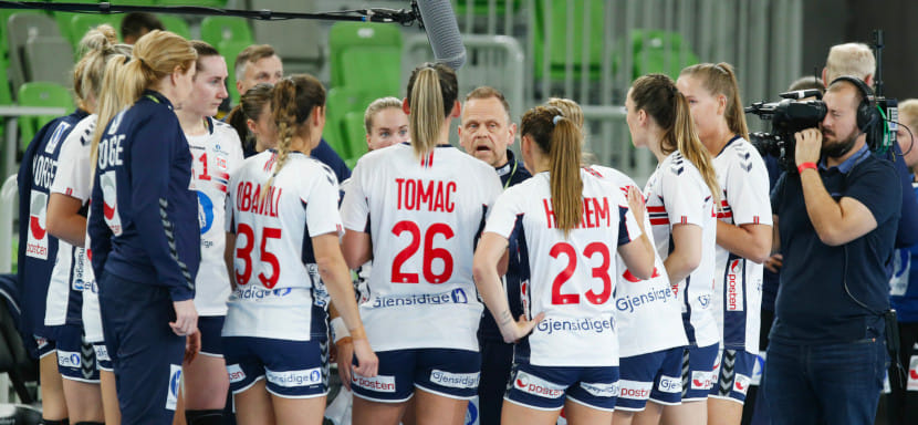 EHF Euro Cup. После матча сборных Норвегии и Словении несколько десятков человек сдали тесты на ковид, которые оказались положительными