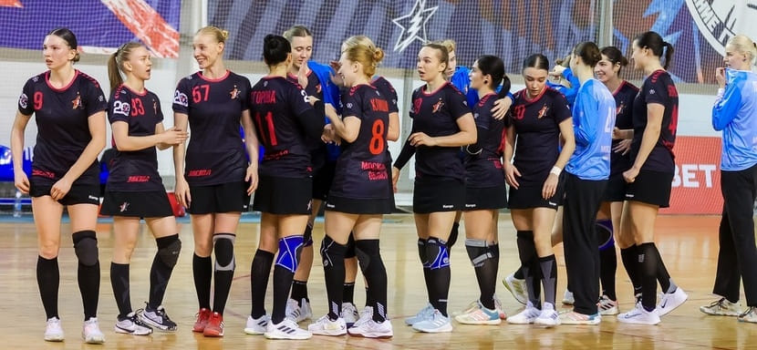 Звенигородская "Звезда" на домашней площадке добилась победы над майкопским АГУ-"Адыиф" в матче женского чемпионата России