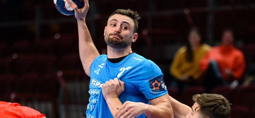 Франция. "Кретей" объявил о подписании полусреднего "Веспрема"-ККФТ Яноша Штранигга и линейного "Шербура" (Д2) Джейсона Мюэля