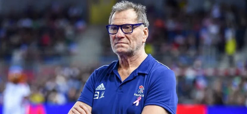 ЧЕ-2022. Оливье Крюмбольц: "Против следующих соперников нам придётся намного лучше действовать в атаке"