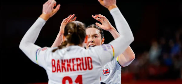 Сборная Норвегии сыграет в финале континентального первенства в 13-й раз из 16 возможных. В 12 финалах было 9 побед