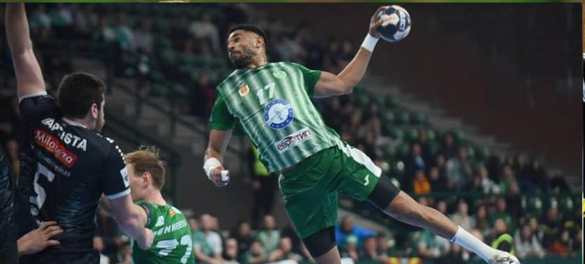 Кувейт. Одноклубник Дениса Васильева по "Еврофарму Пелистеру" Уссама Хосни продолжит карьеру в "Аль-Араби"